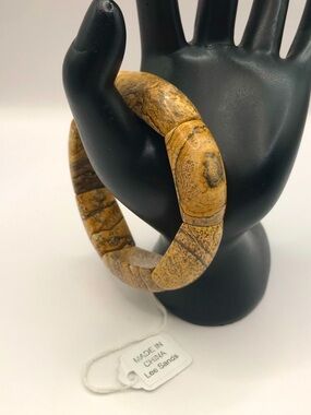 Lee Sands Natural Tan Stone Stretch Bracelet
